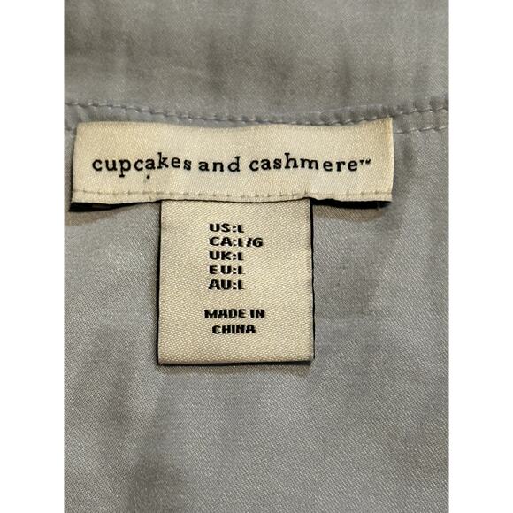 Cupcakes and Cashmere Women's Size Large Soft Icy Blue Flowing Blouse - Picture 7 of 10